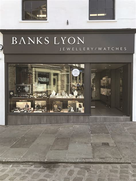 banks lyon jewellers kendal.